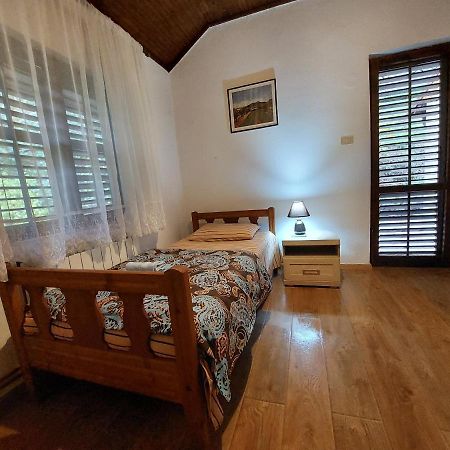 Holiday Home Milanovic Цетине Экстерьер фото