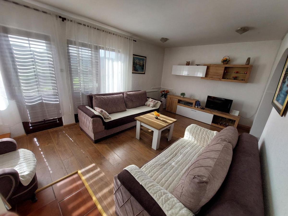 Holiday Home Milanovic Цетине Экстерьер фото