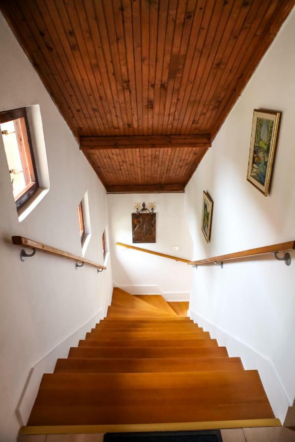 Holiday Home Milanovic Цетине Экстерьер фото